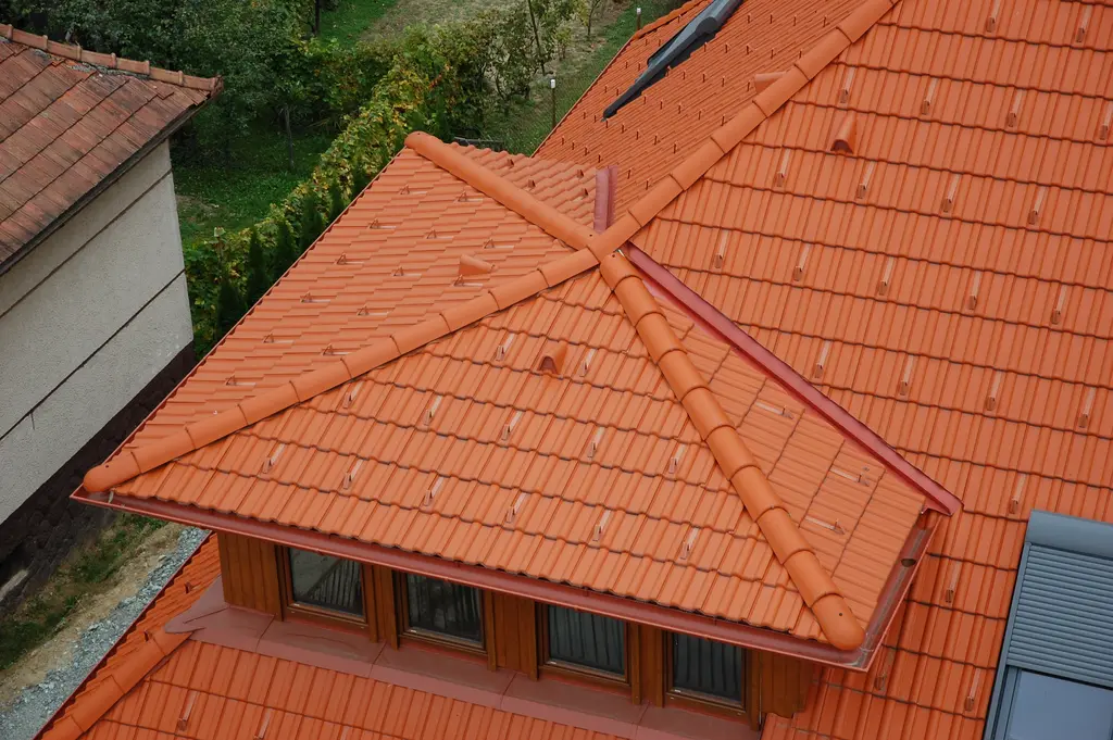 Kuća s Bramac Klasik Platinum crijepom